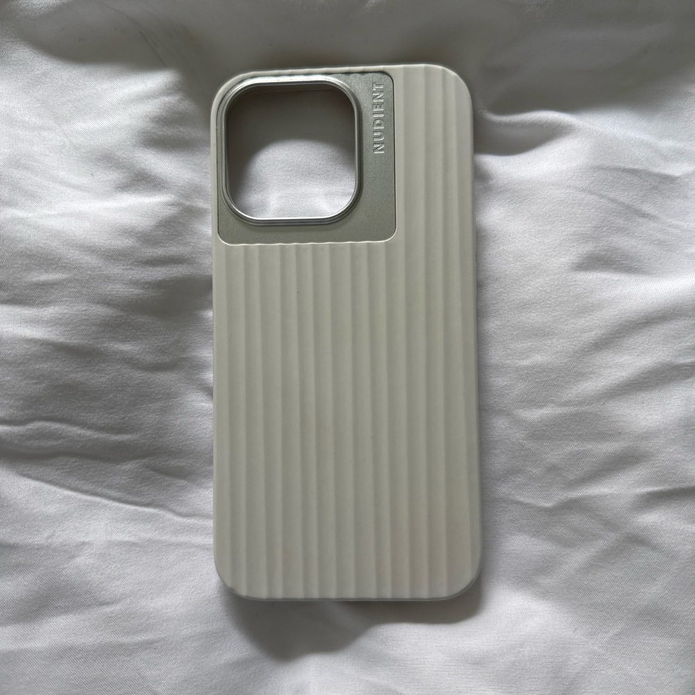 Nudient iPhone 13 Pro case